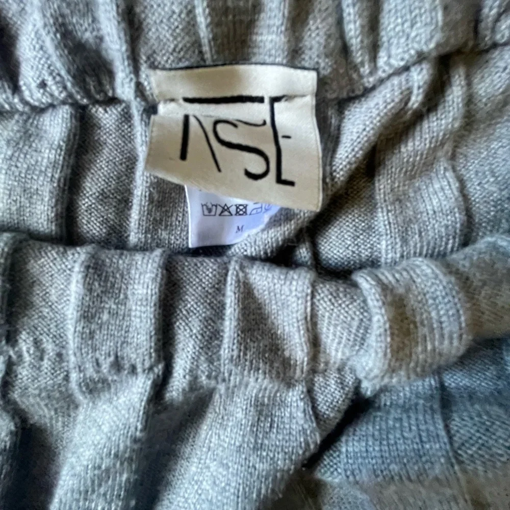 BASERANGE Adler Pants Wide Rib Merino Wool in Billow Grey Fine Knit So Comfy M - Picture 11 of 16